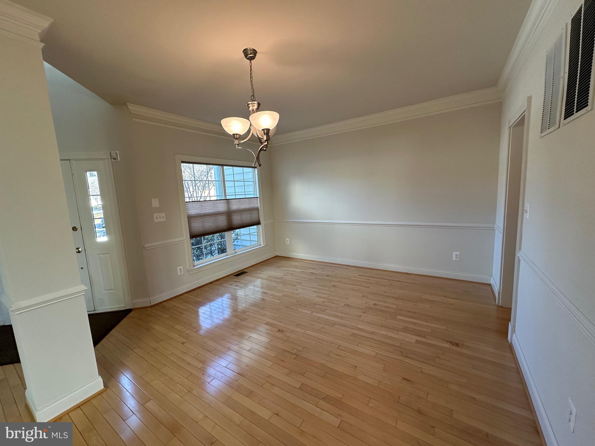 BELMONT COUNTRY CLUB - Residential Lease