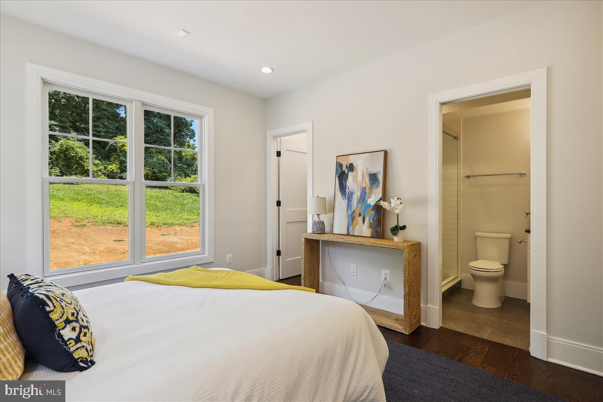 LONE OAK - Residential