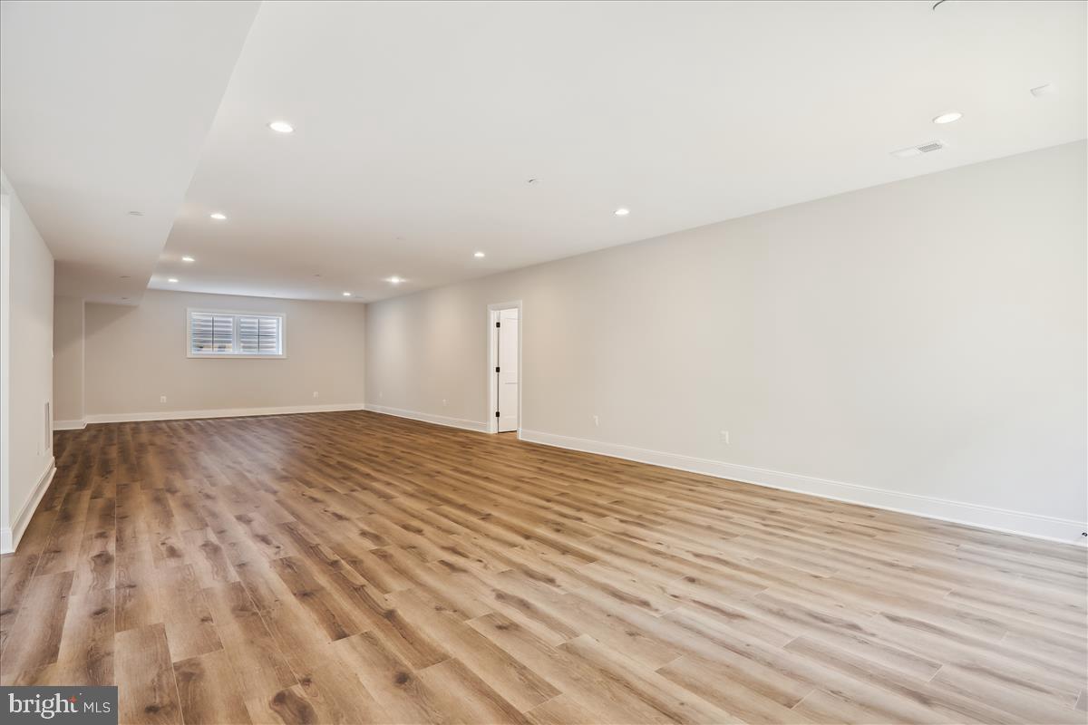 LONE OAK - Residential