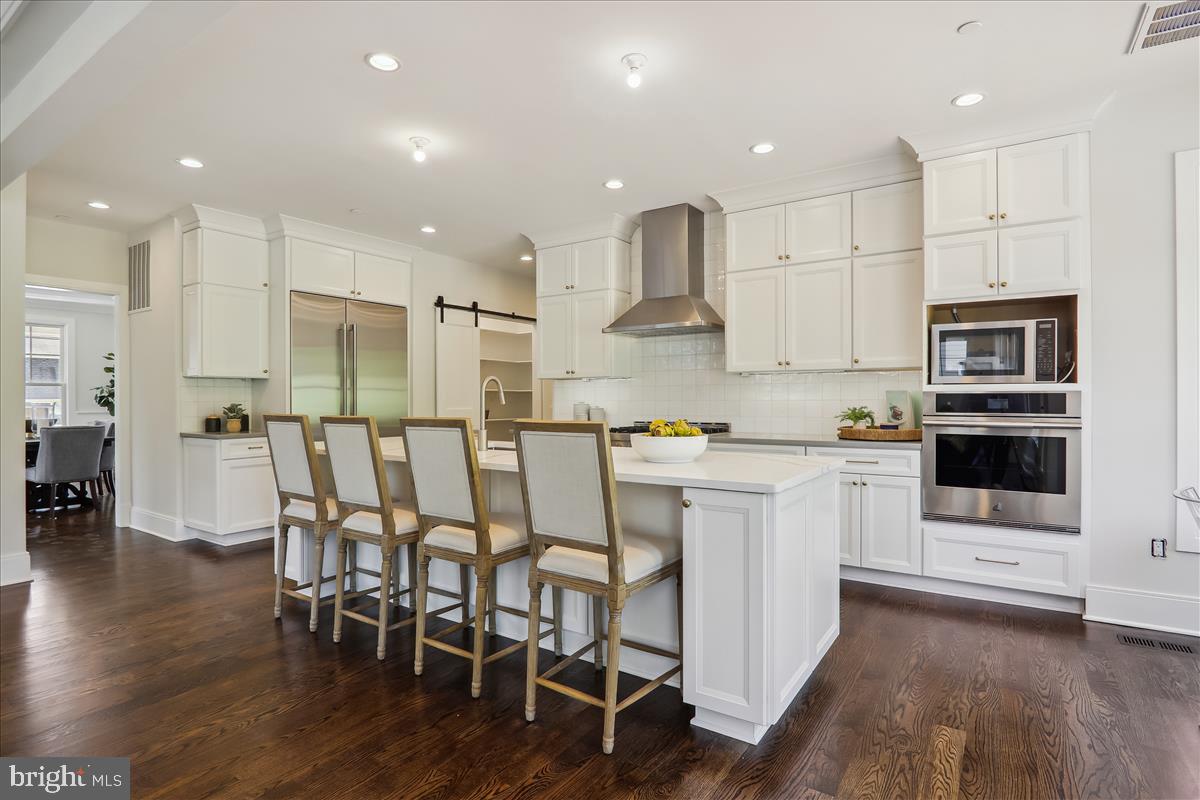 LONE OAK - Residential