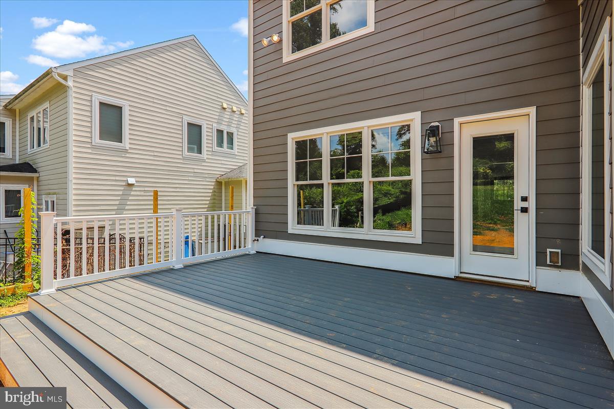 LONE OAK - Residential