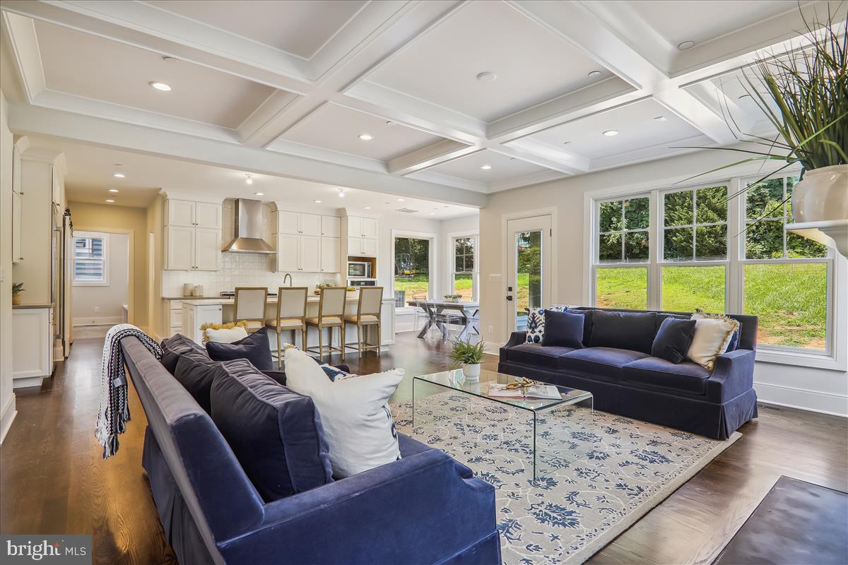 LONE OAK - Residential