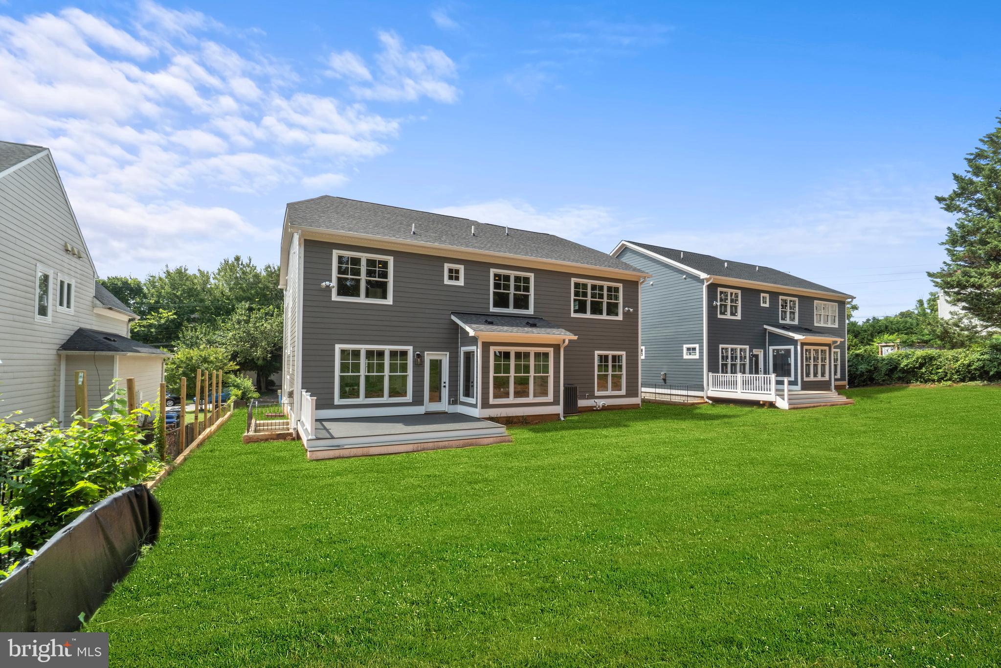 LONE OAK - Residential