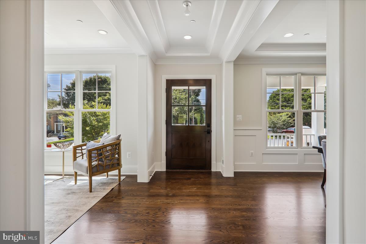 LONE OAK - Residential