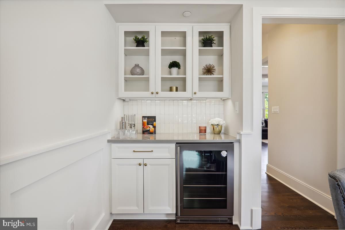 LONE OAK - Residential