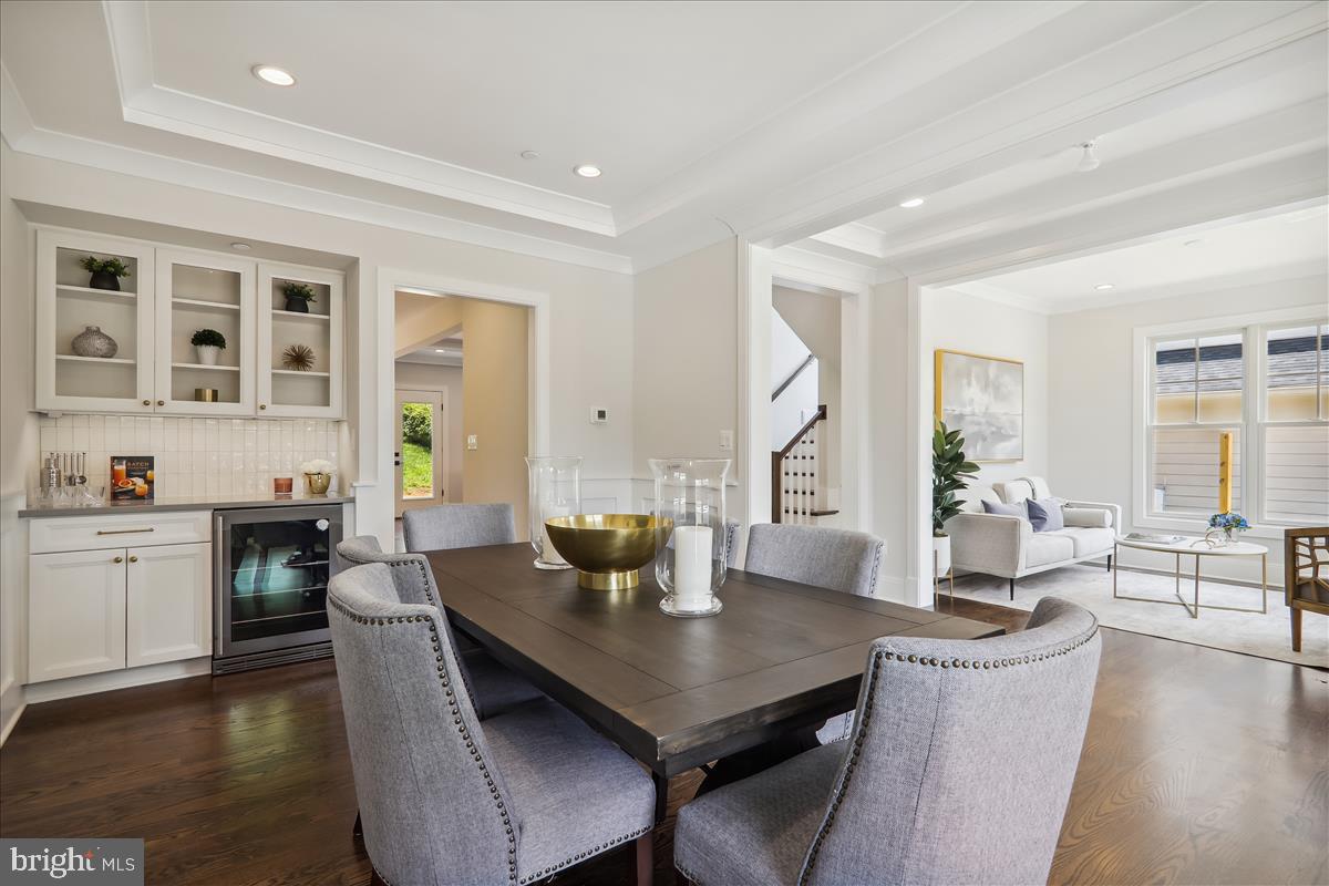 LONE OAK - Residential