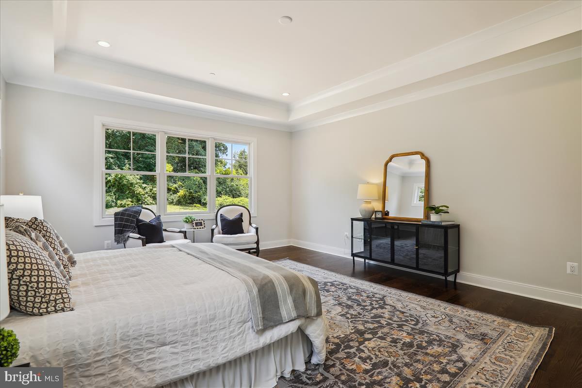 LONE OAK - Residential