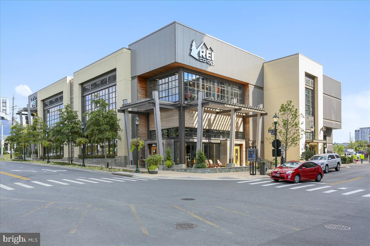 LONE OAK - Residential