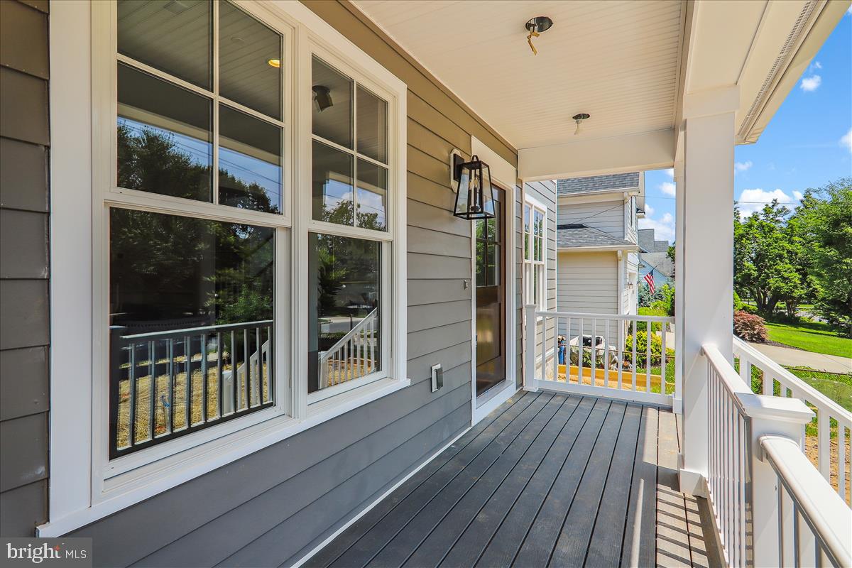 LONE OAK - Residential