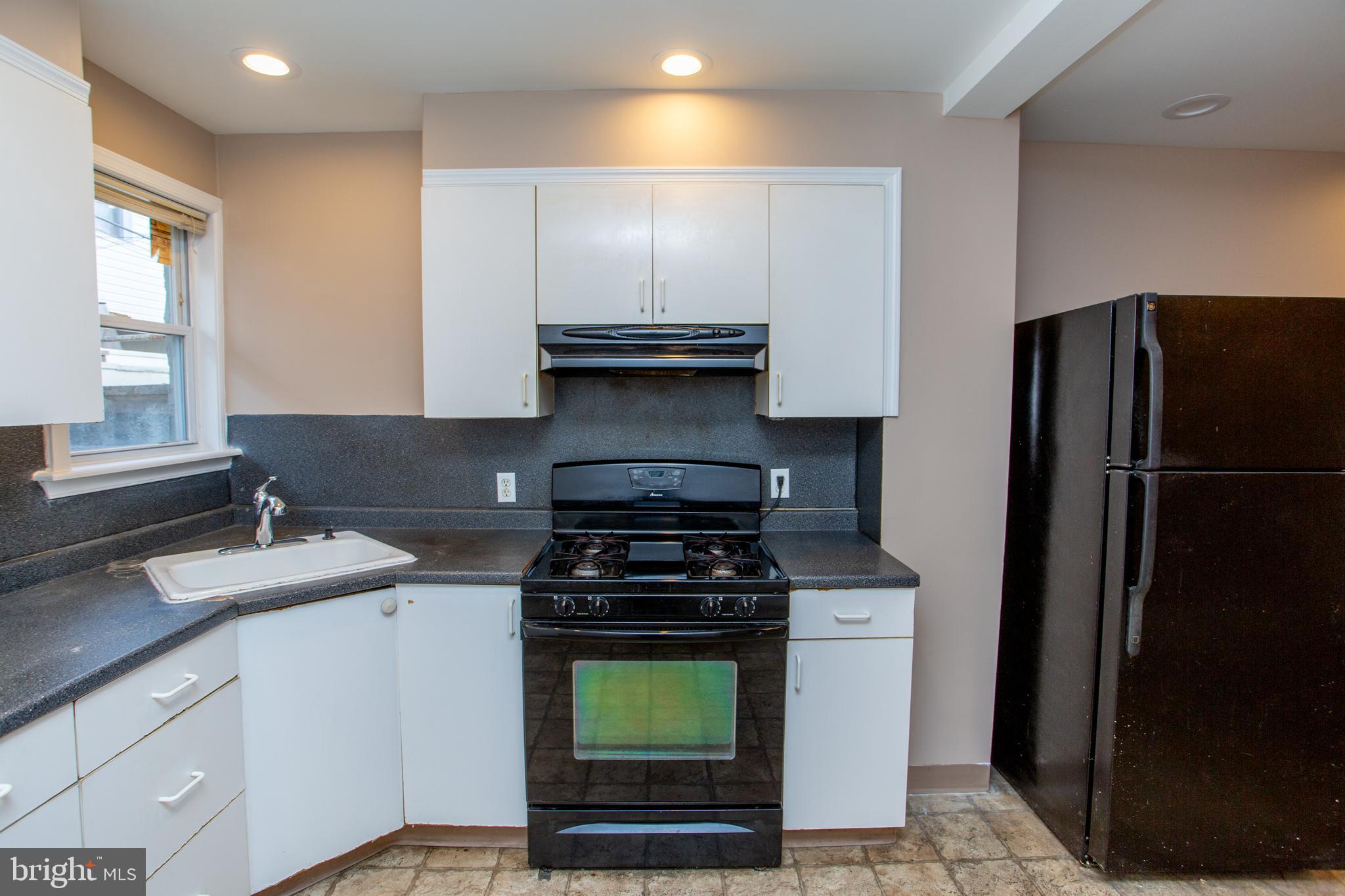 LOWER MOYAMENSING - Residential