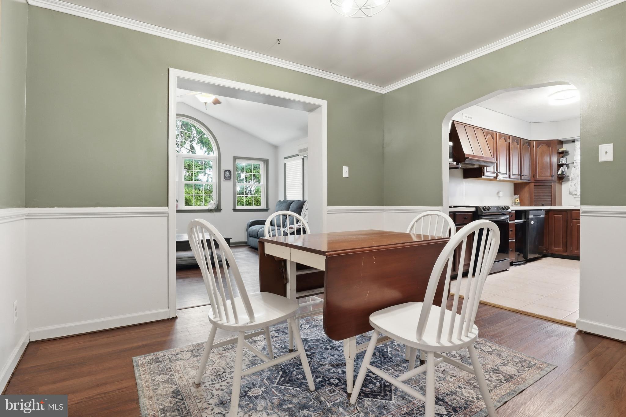 RED LION - Residential