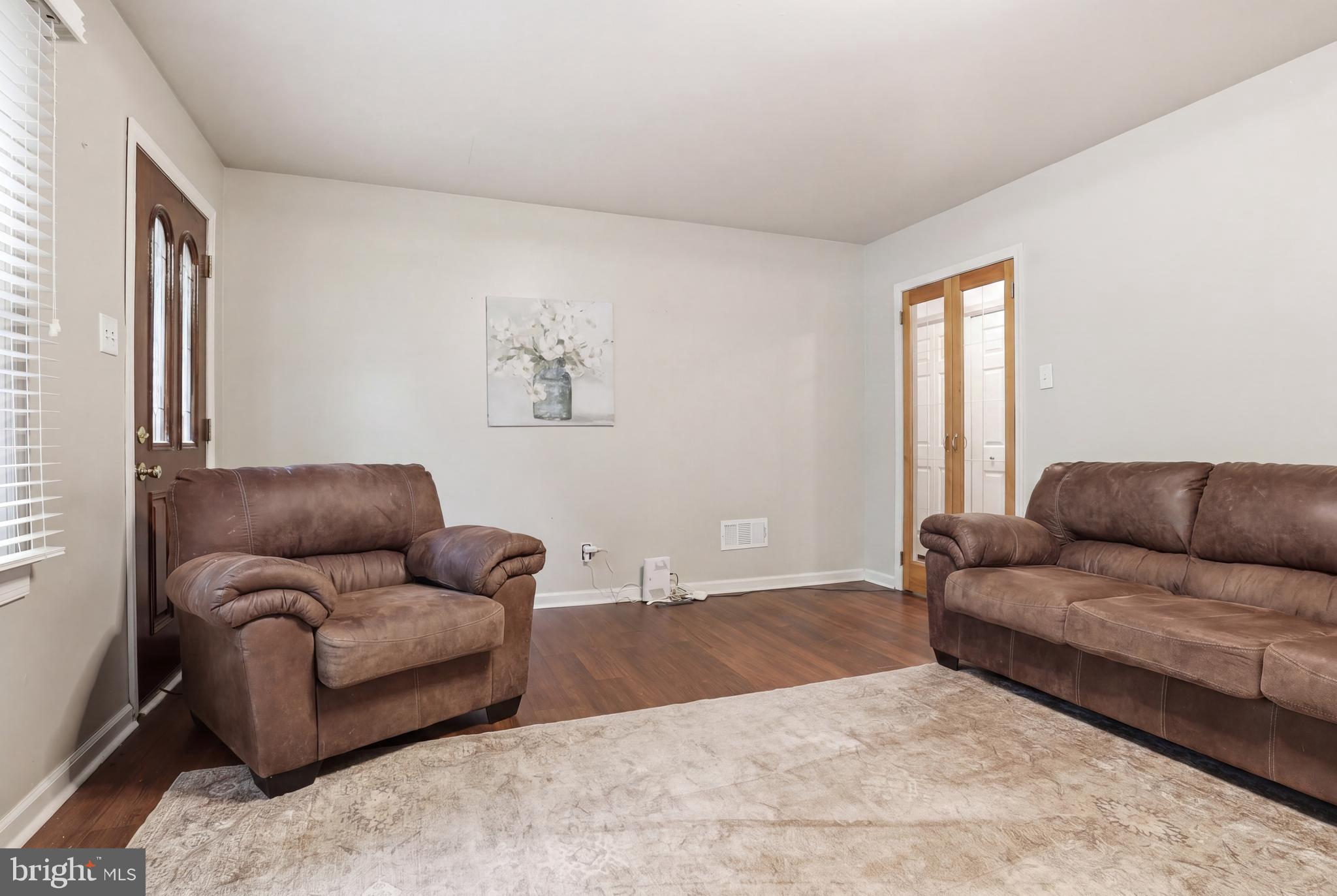 RED LION - Residential