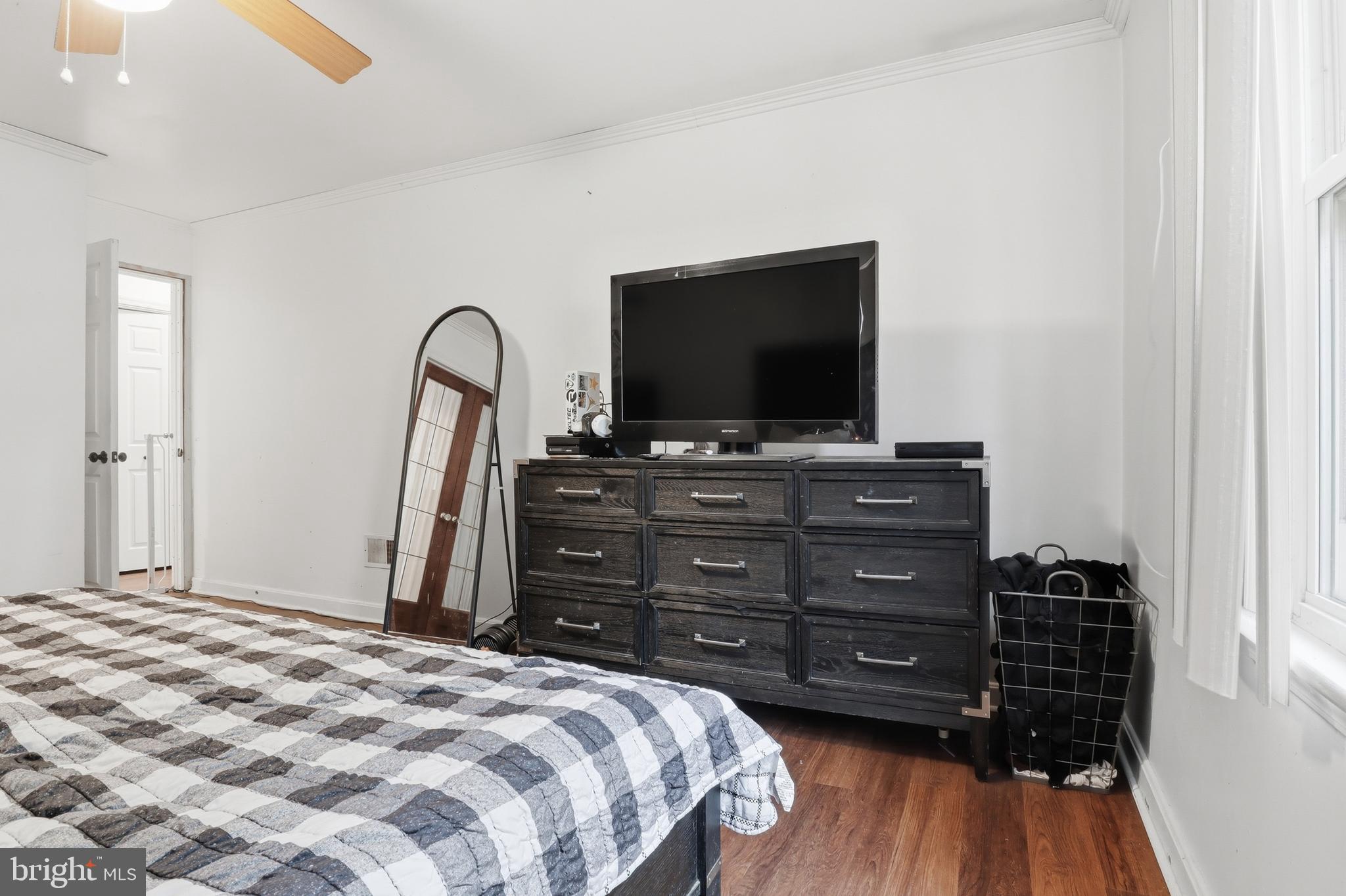 RED LION - Residential