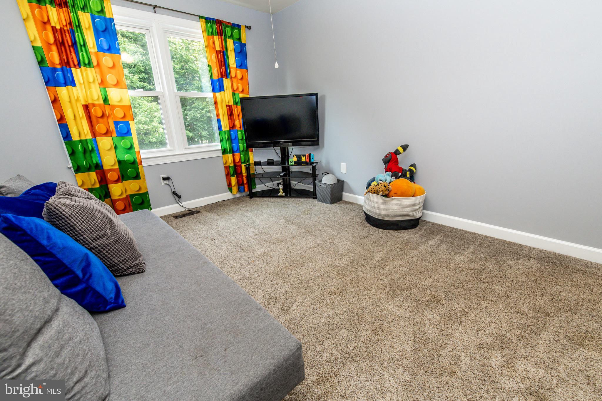 WINDFERN FOREST - Residential