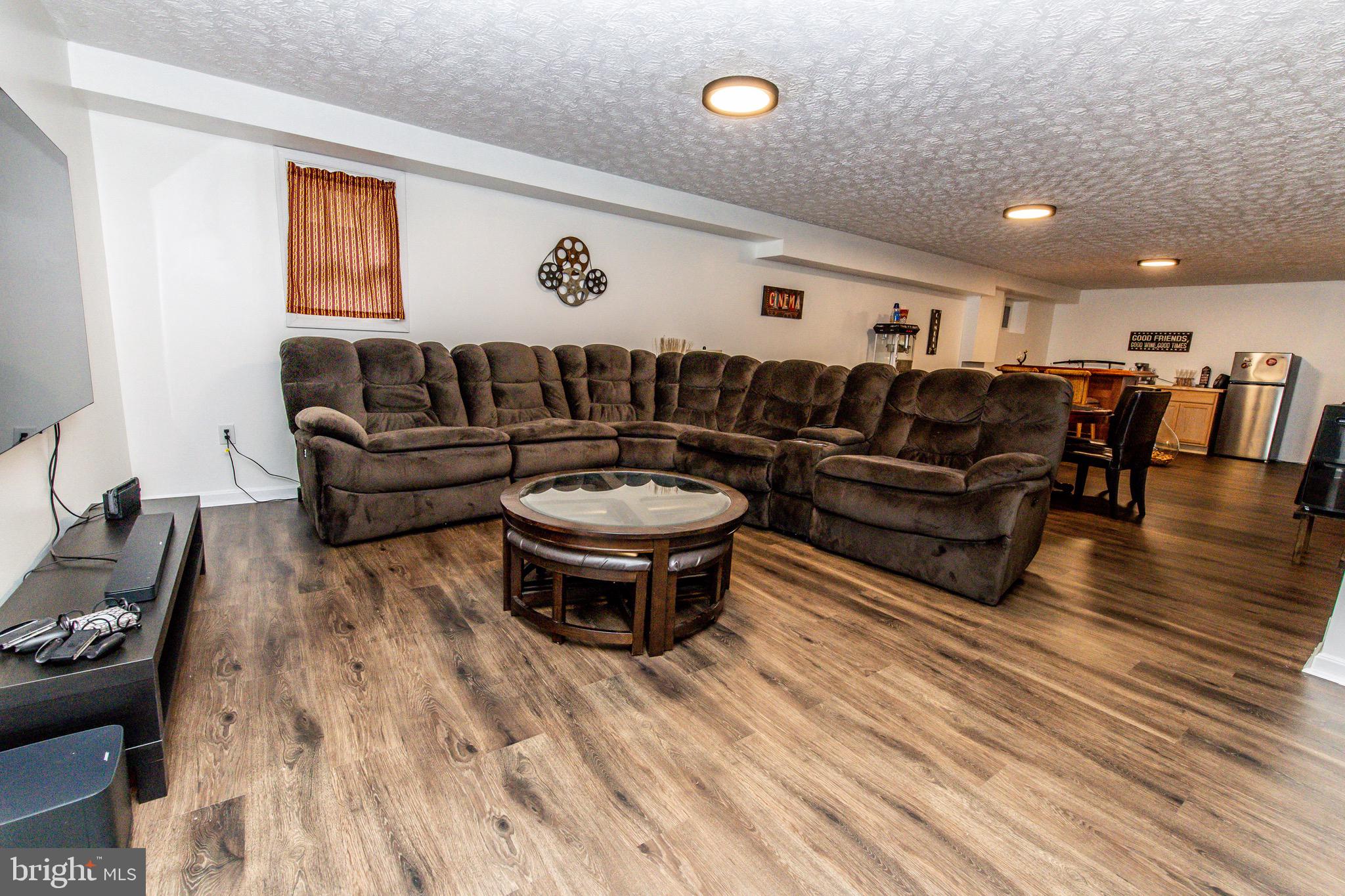 WINDFERN FOREST - Residential