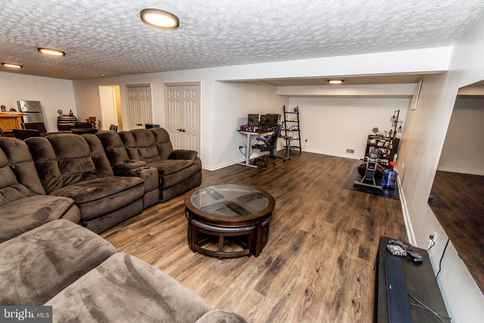 WINDFERN FOREST - Residential