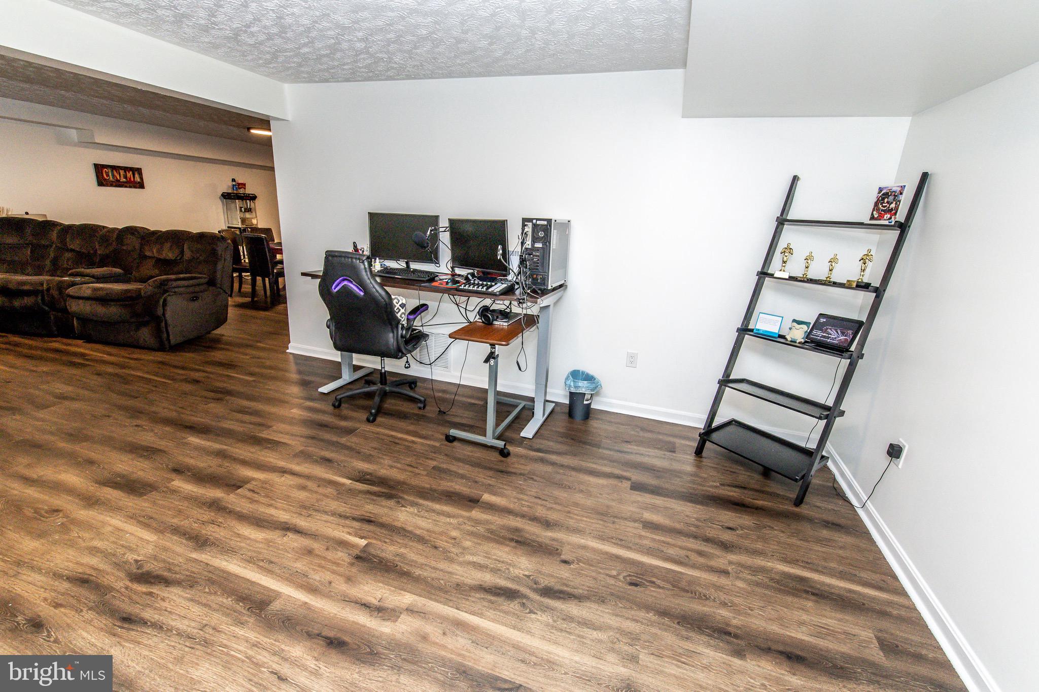 WINDFERN FOREST - Residential