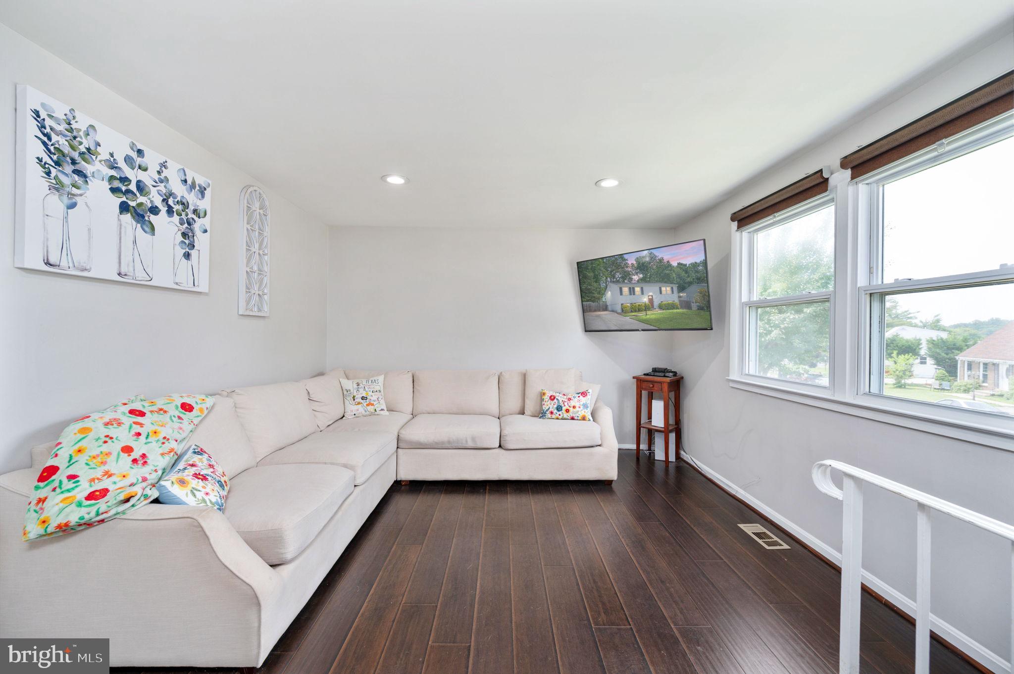 DALE CITY - Residential