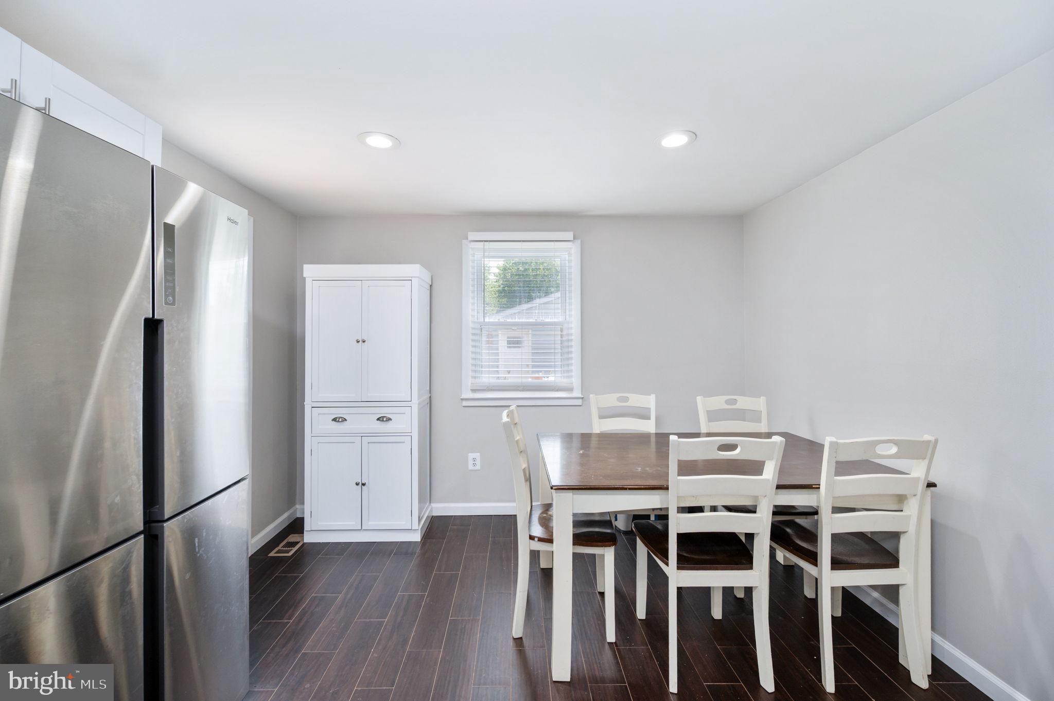 DALE CITY - Residential