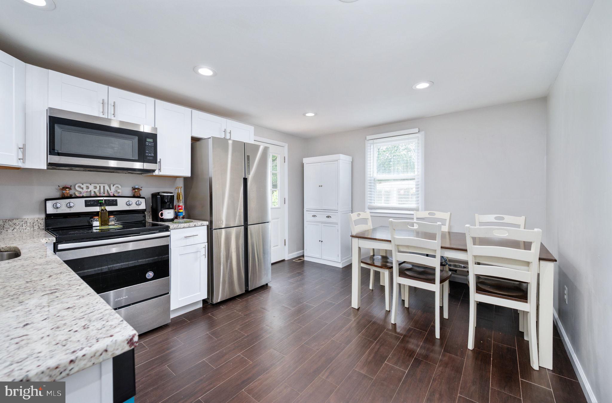 DALE CITY - Residential