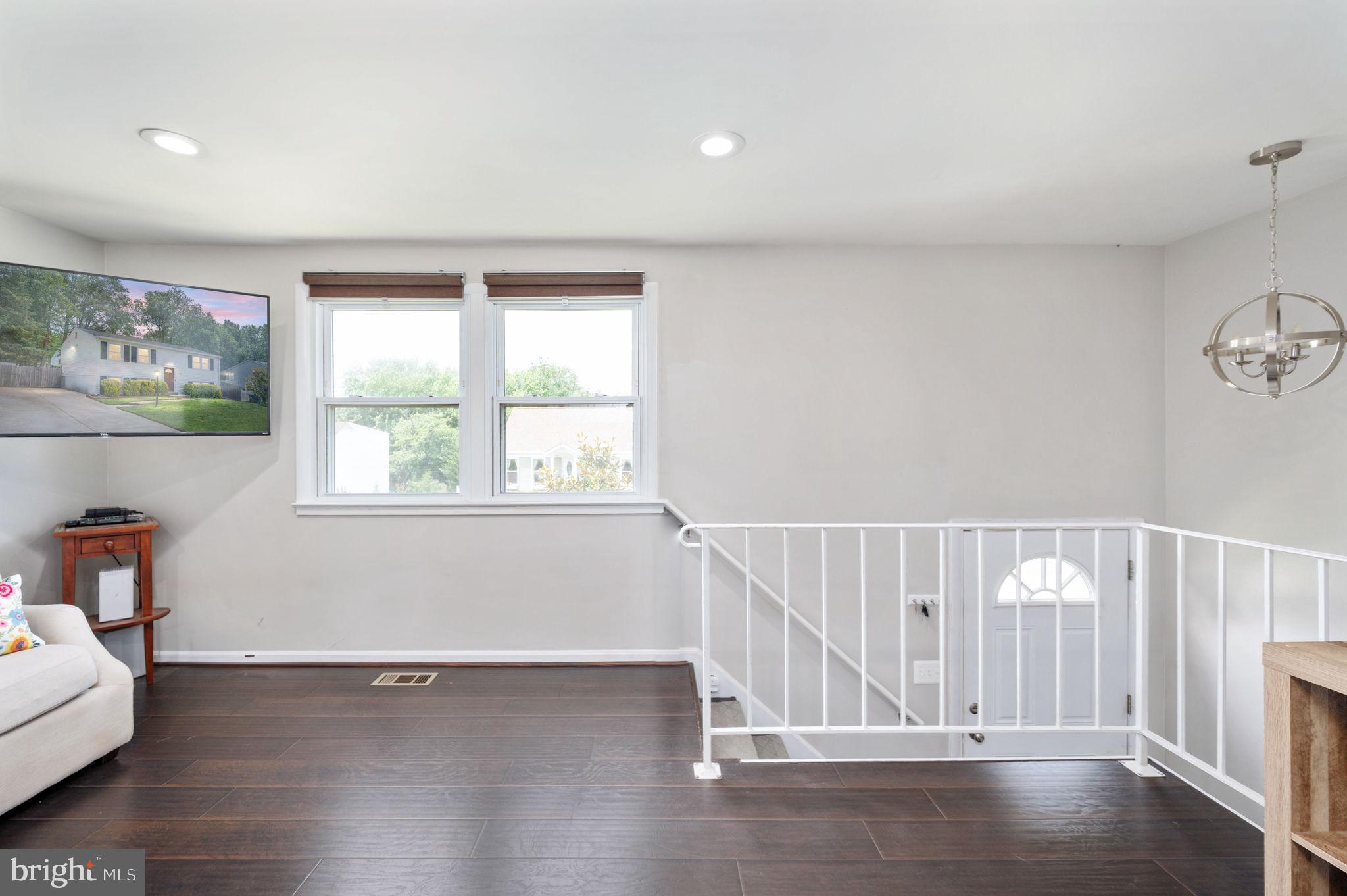 DALE CITY - Residential