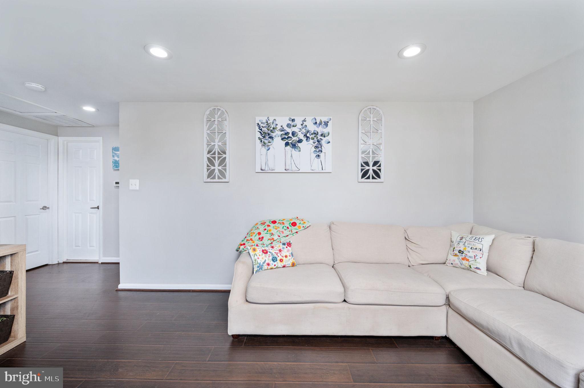 DALE CITY - Residential