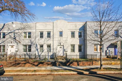 1246 QUEEN STREET NE 3 WASHINGTON DC 20002
