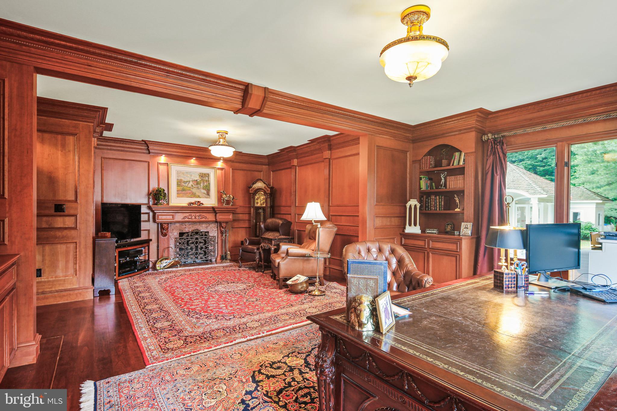 FALCONHURST - Residential