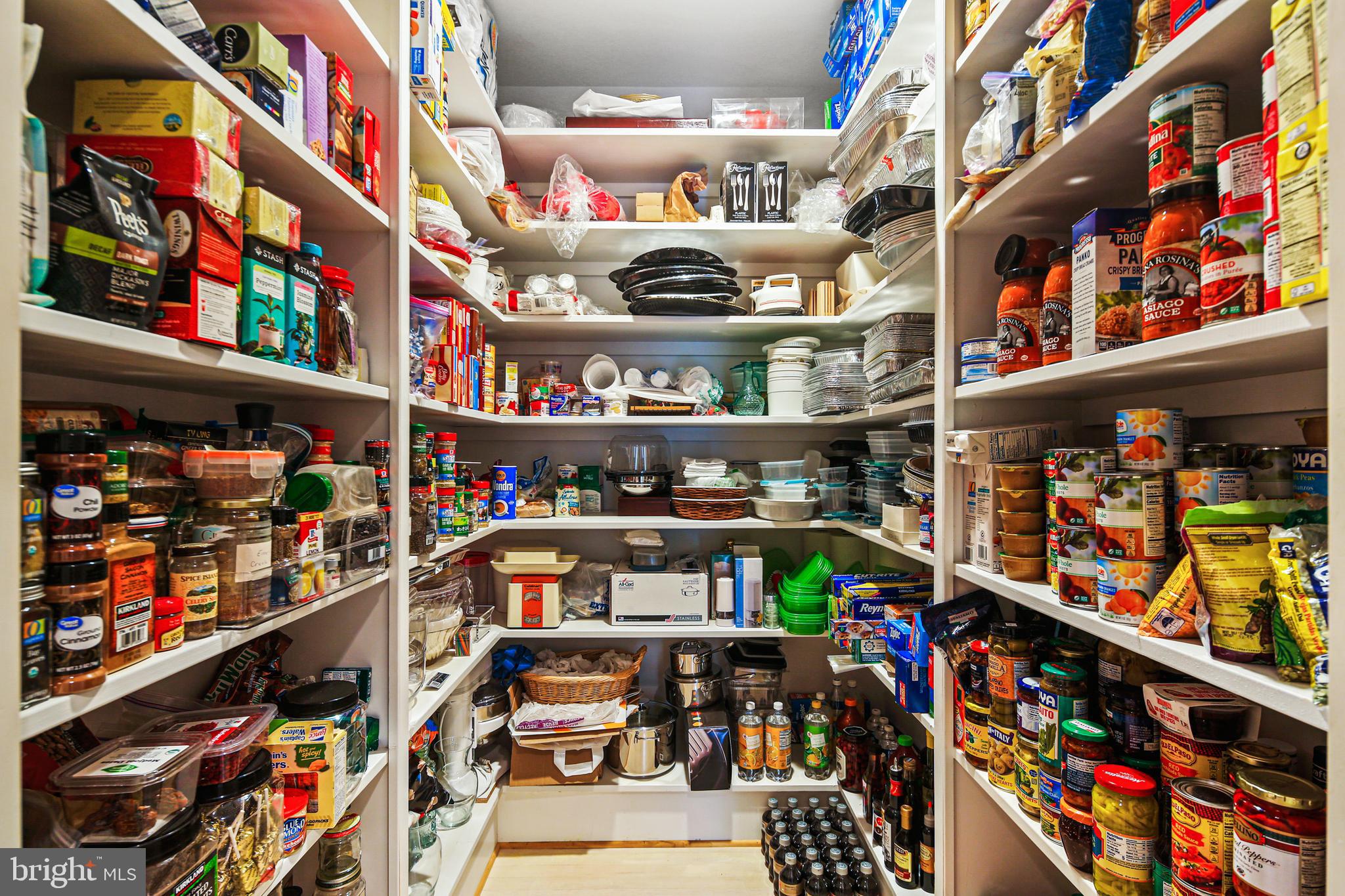 FALCONHURST - Residential