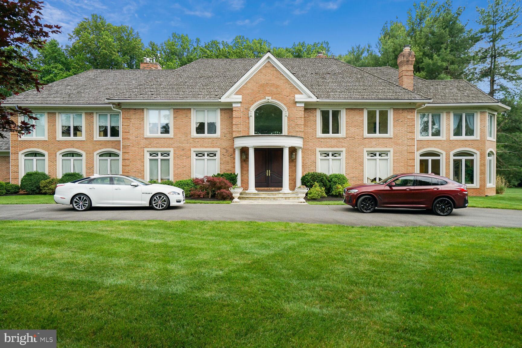 FALCONHURST - Residential