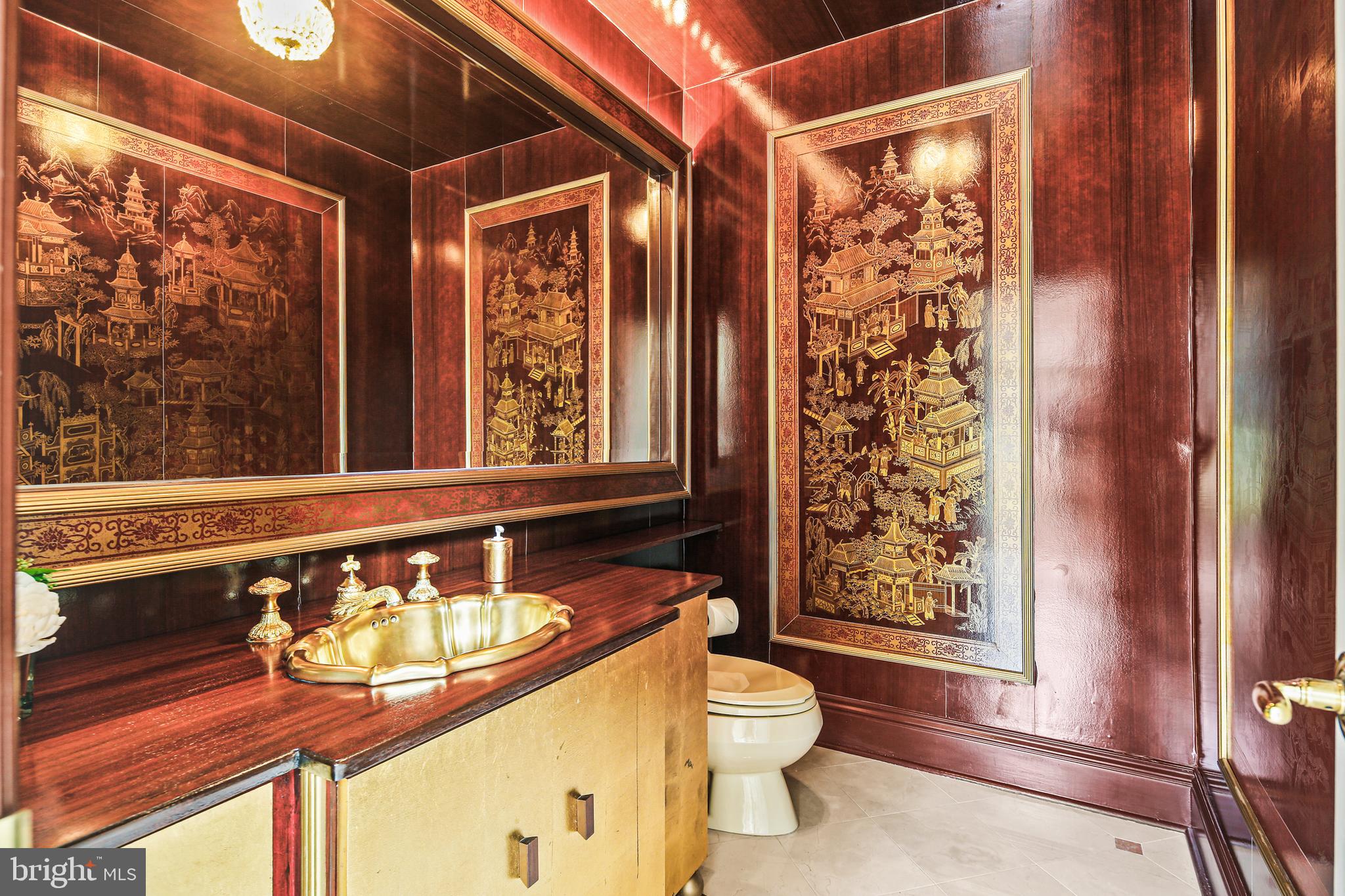 FALCONHURST - Residential