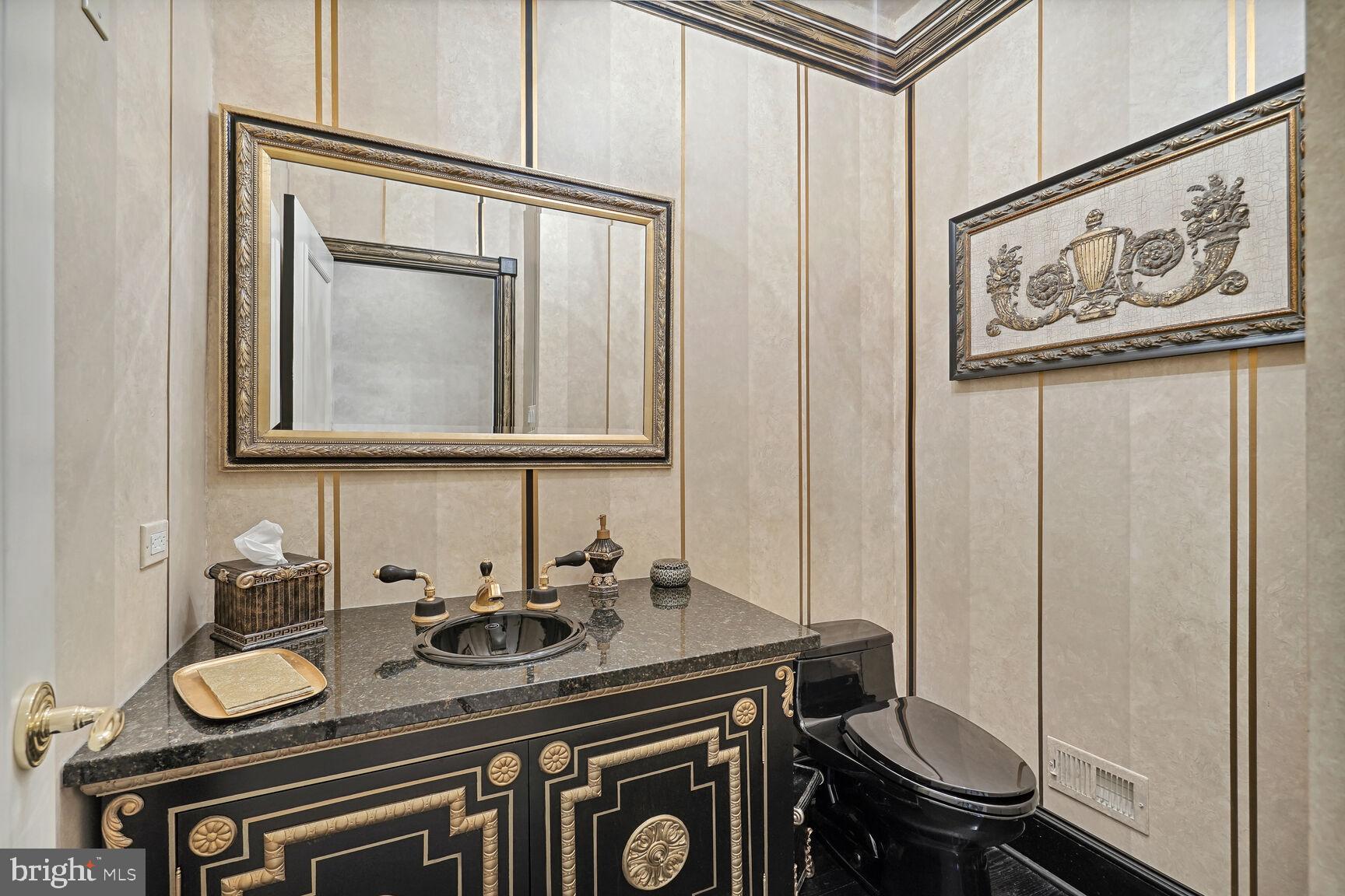 FALCONHURST - Residential