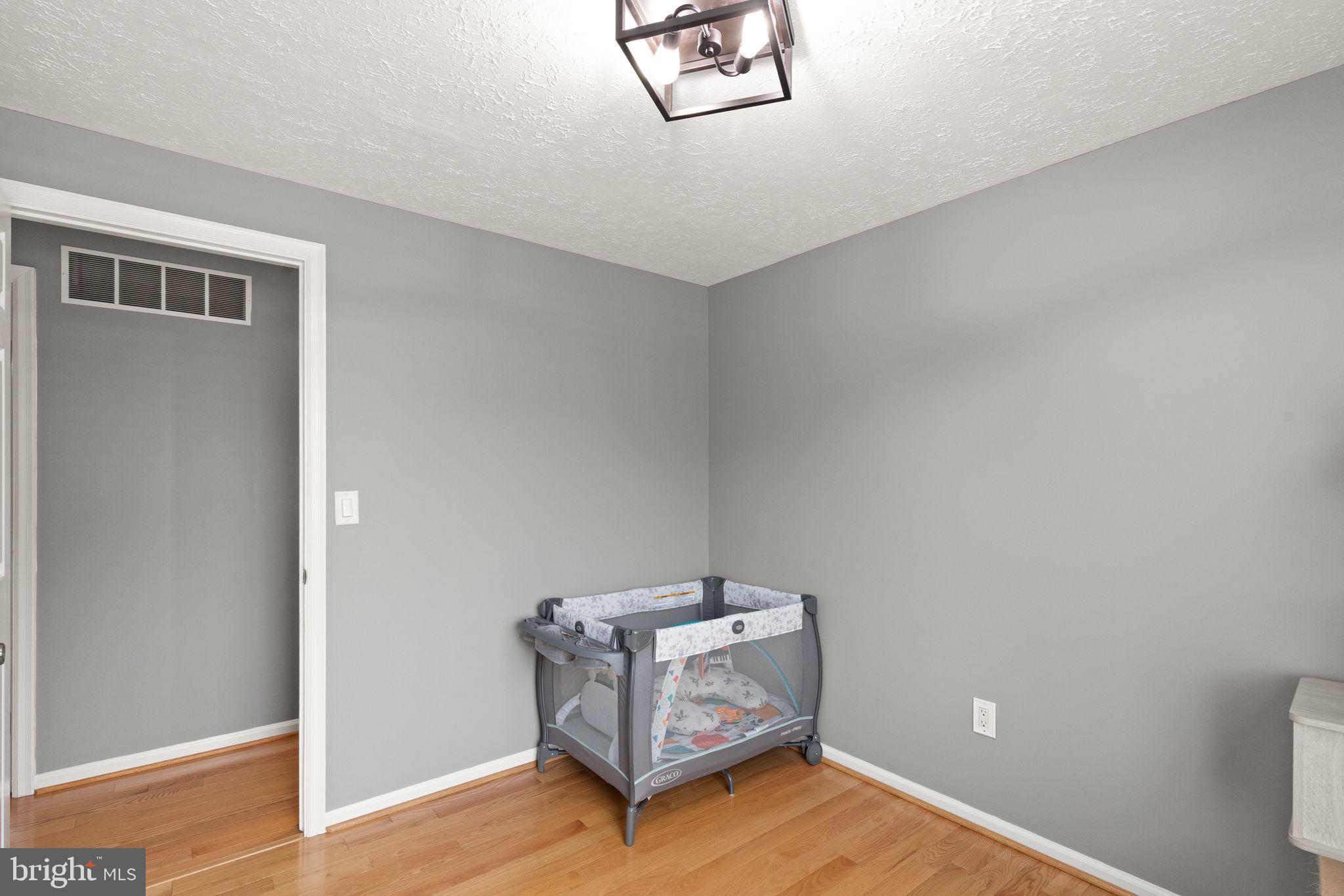 BRENTWOOD PARK - Residential