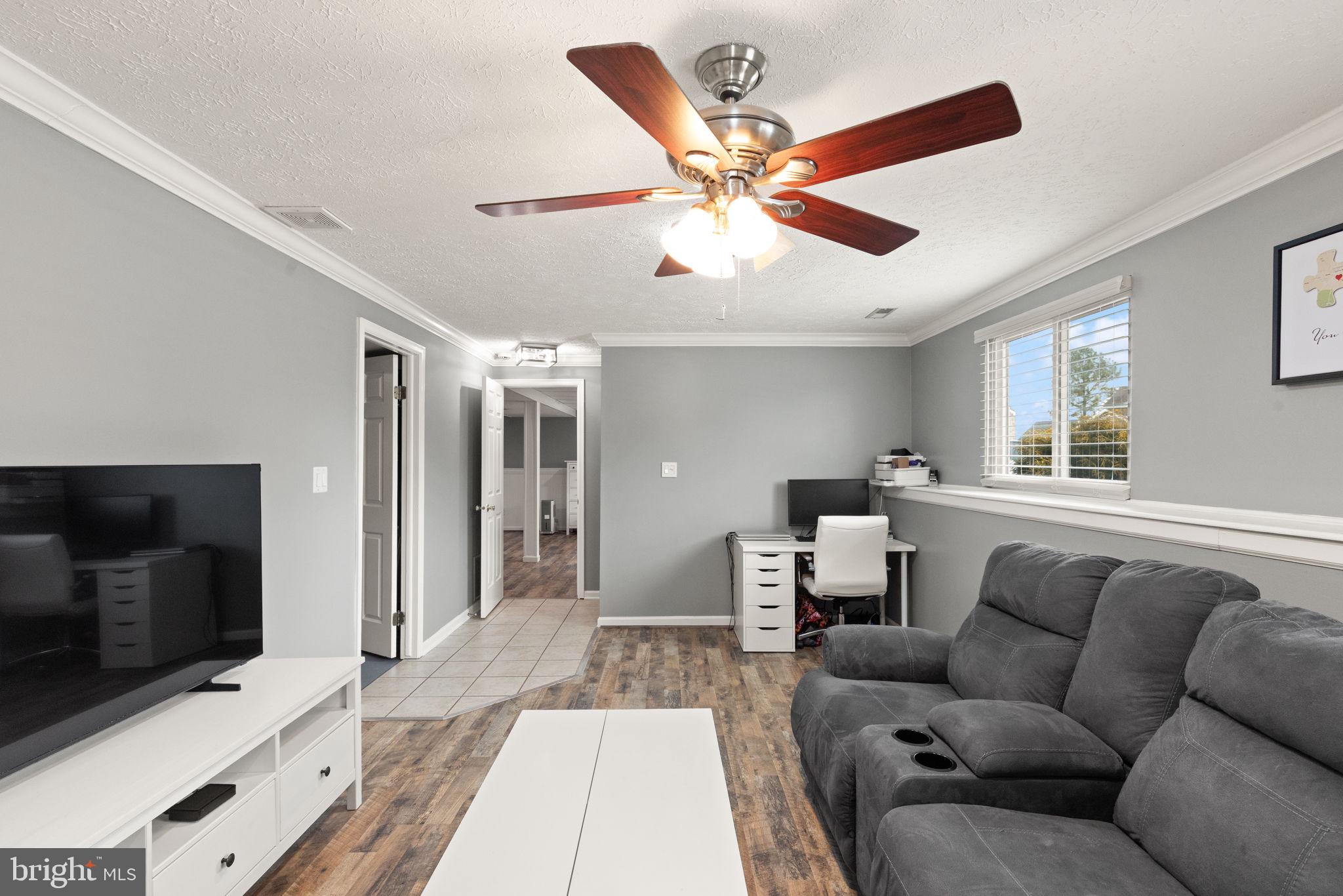 BRENTWOOD PARK - Residential