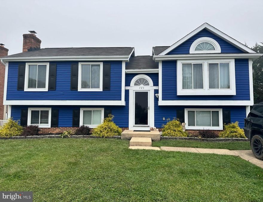 This charming split foyer home in Brentwood Park offers a perfect blend of comfort and modern living. With four spacious bedrooms and two full bathrooms, it's designed for both relaxation and entertaining. Recent upgrades include appliances, roof, HVAC and windows. The open floor plan seamlessly connects the living, dining, and kitchen areas, enhanced by upgraded countertops and stainless steel appliances, including a built-in microwave and dishwasher. Enjoy cozy evenings by the wood-burning fireplace in the family room, or step outside to the inviting backyard, complete with a shed for extra storage. The luxury vinyl plank flooring adds a touch of elegance while being easy to maintain. Convenience is key with a laundry area located on the lower floor and off-street parking for two vehicles. The home is in excellent condition, ready for you to move in and make it your own. Experience the warmth and charm of this delightful residence, where every detail has been thoughtfully considered for your comfort and enjoyment.