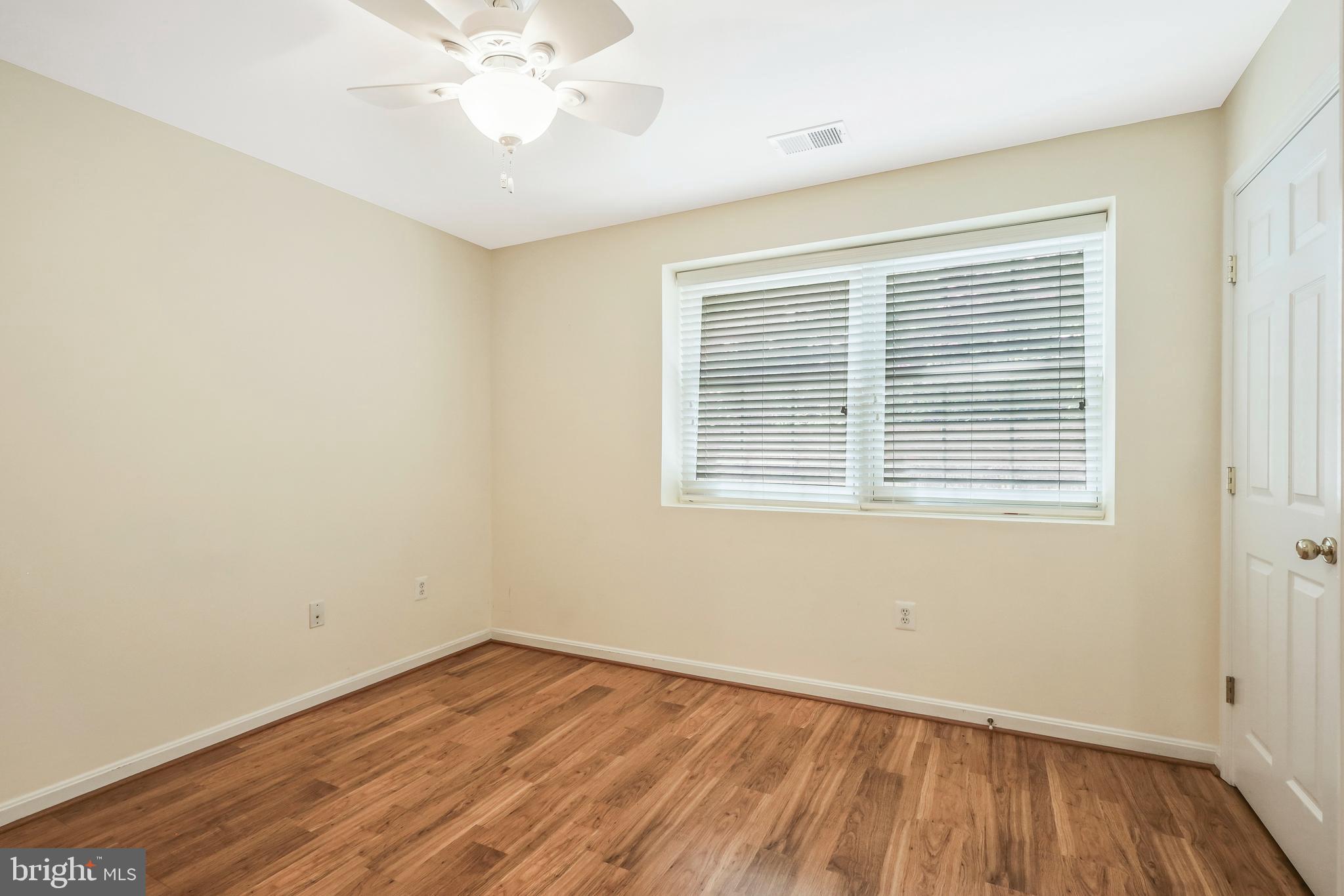 OLD TOWN GREENS - Residential Lease