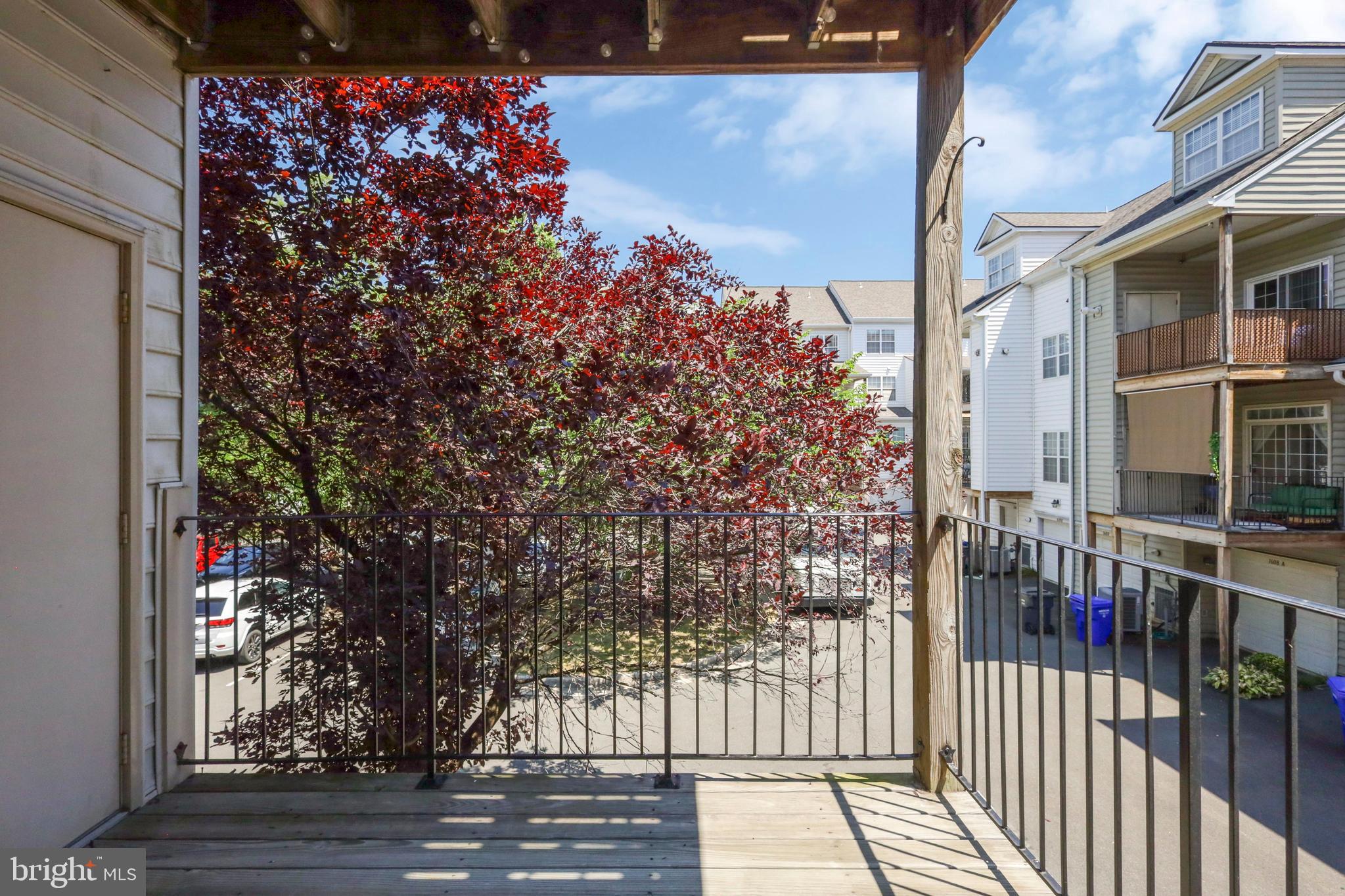 OLD TOWN GREENS - Residential Lease