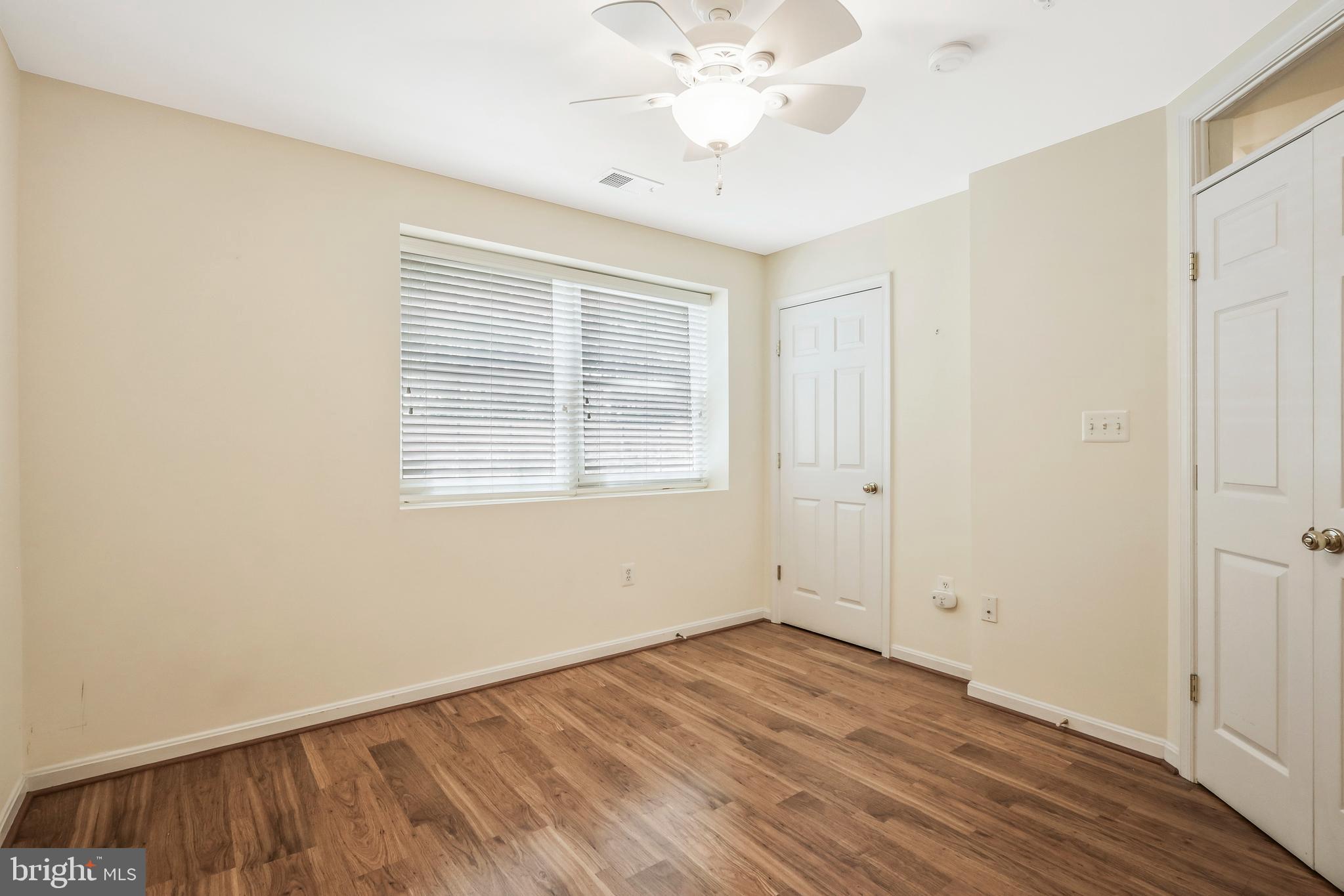 OLD TOWN GREENS - Residential Lease