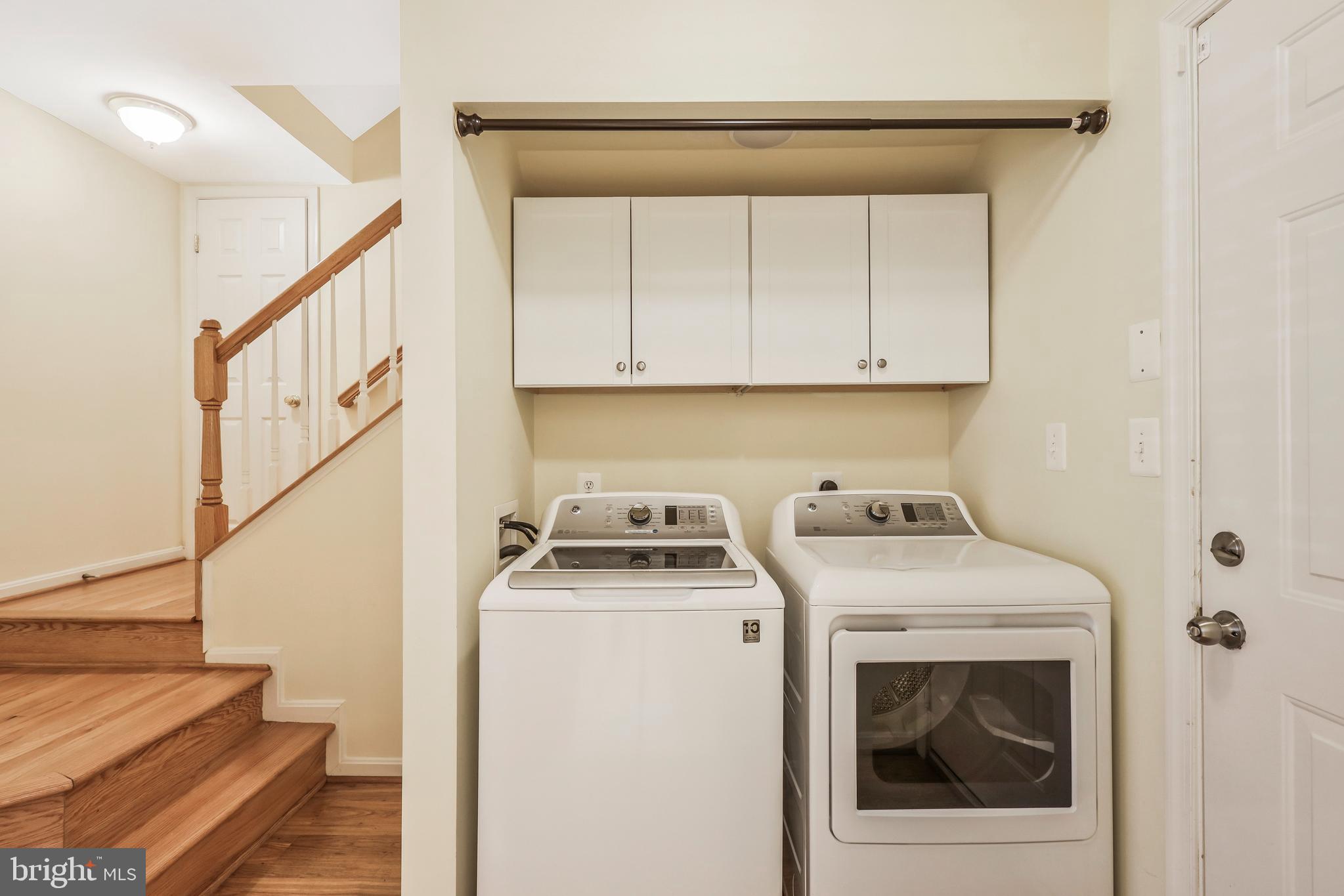 OLD TOWN GREENS - Residential Lease