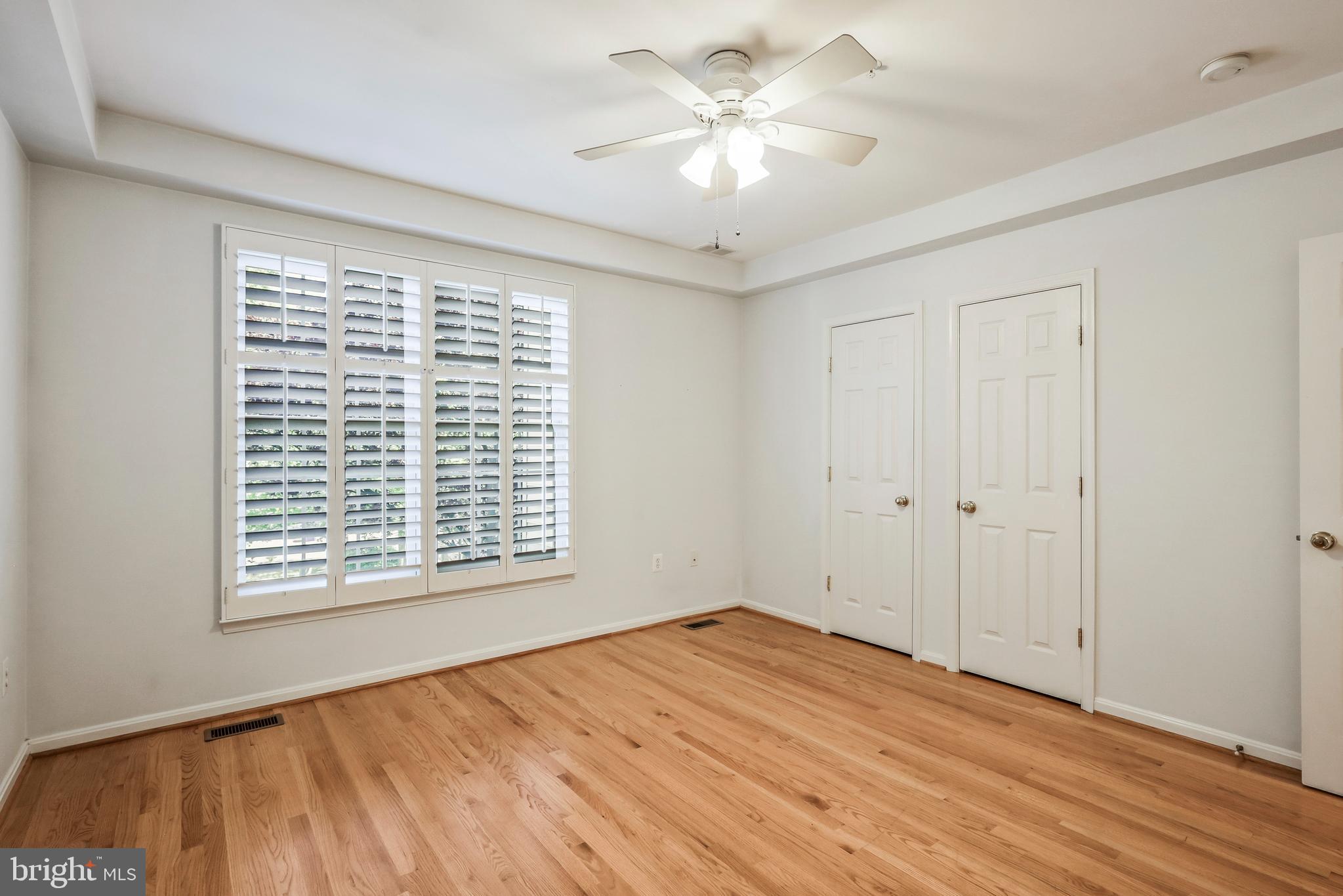 OLD TOWN GREENS - Residential Lease