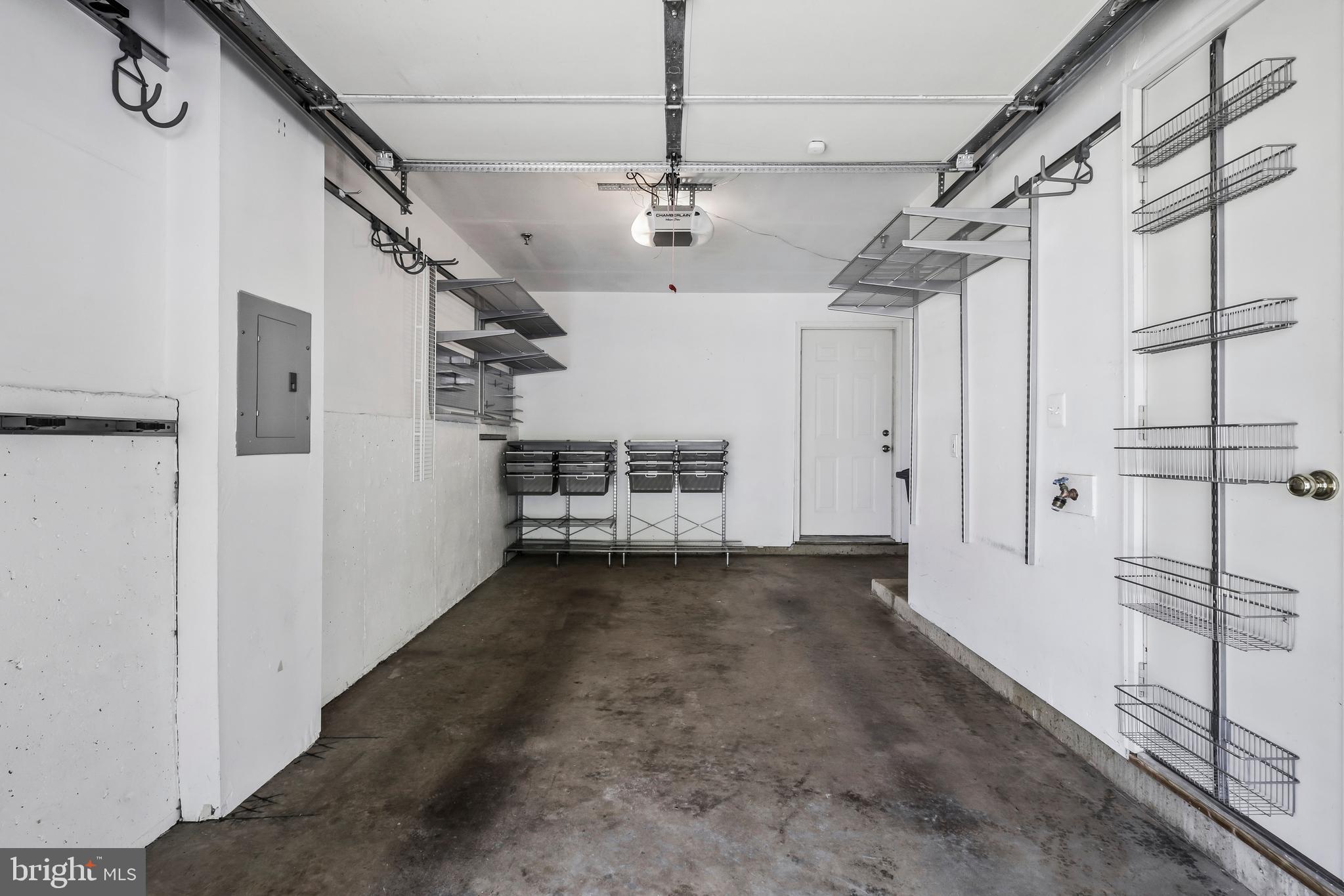 OLD TOWN GREENS - Residential Lease