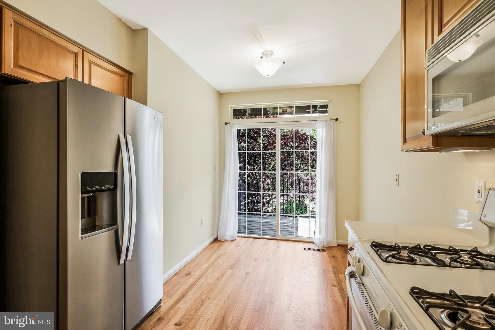 OLD TOWN GREENS - Residential Lease