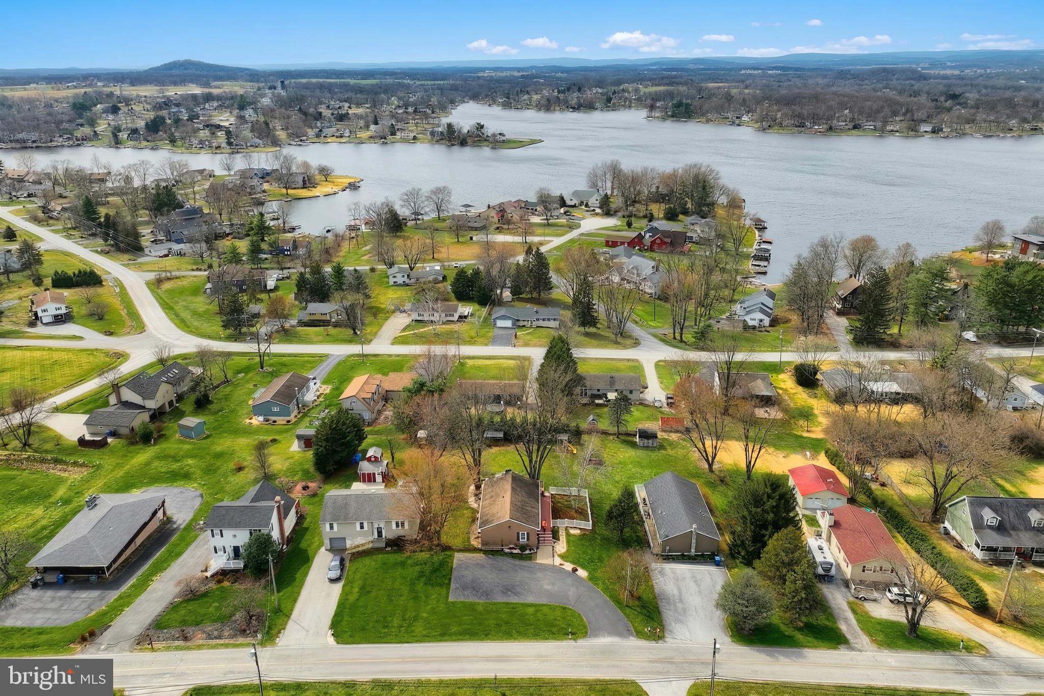 LAKE MEADE - Residential