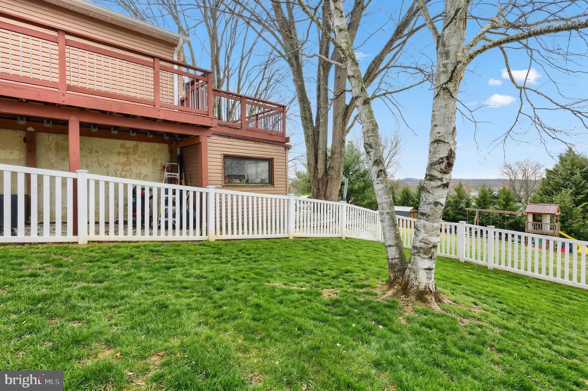 LAKE MEADE - Residential