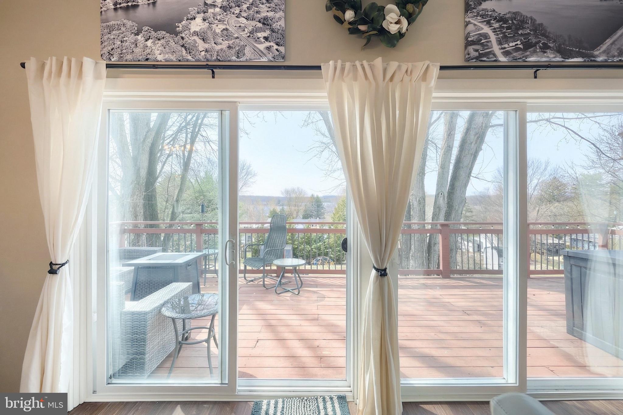 LAKE MEADE - Residential