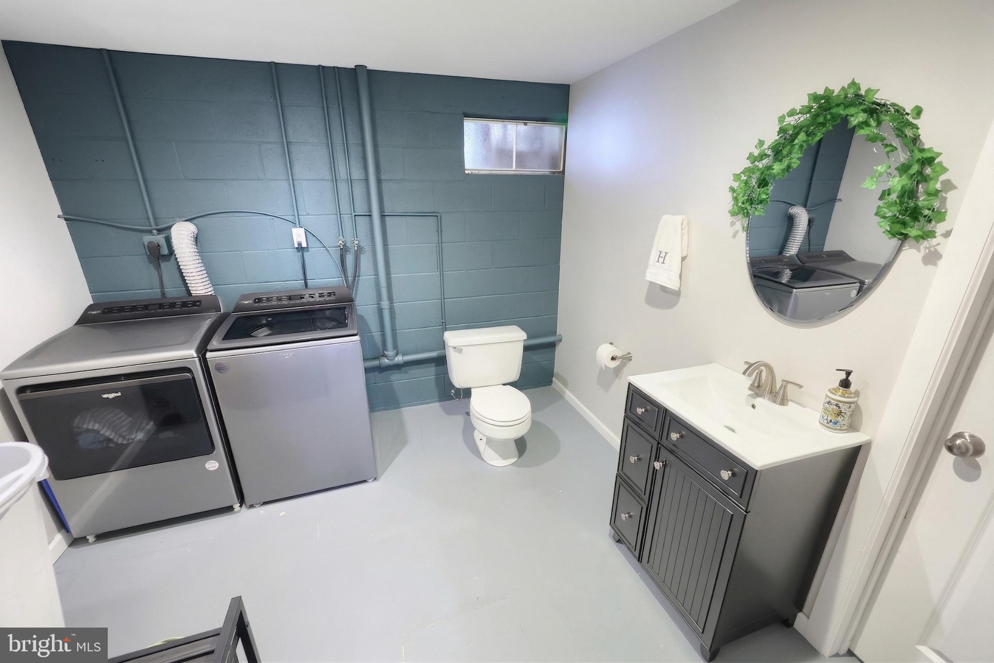 LAKE MEADE - Residential