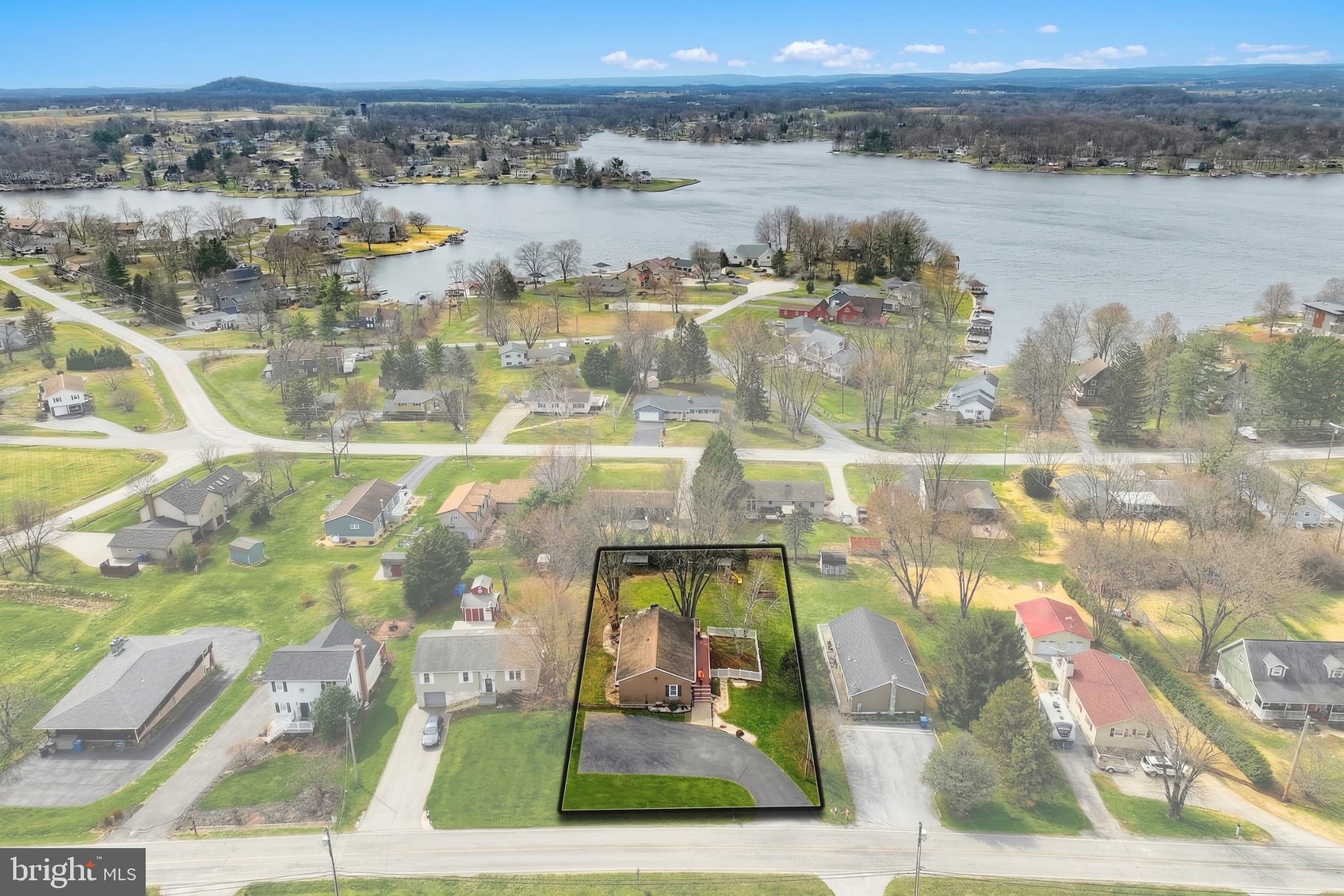 LAKE MEADE - Residential