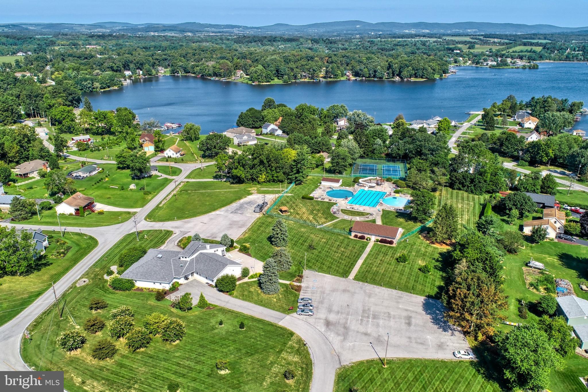 LAKE MEADE - Residential