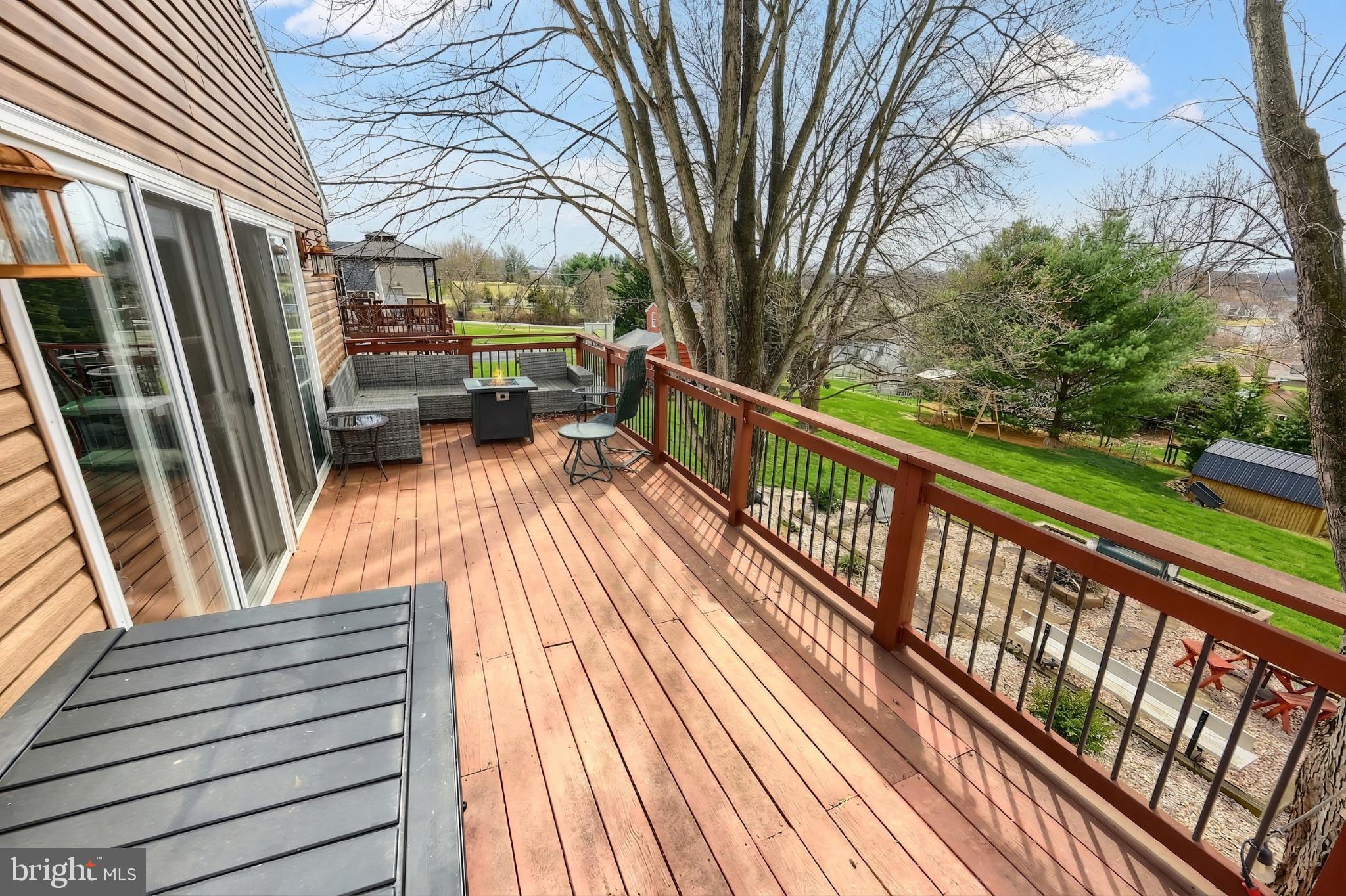 LAKE MEADE - Residential