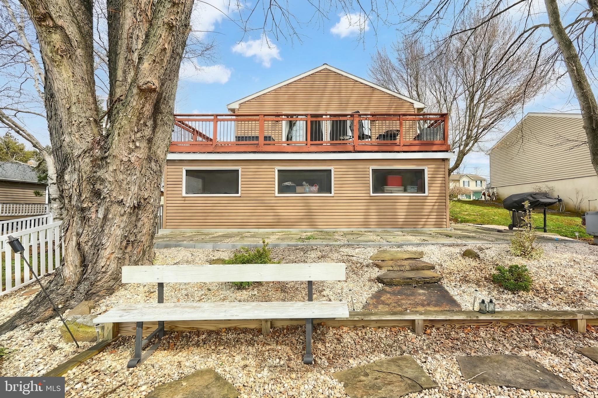 LAKE MEADE - Residential